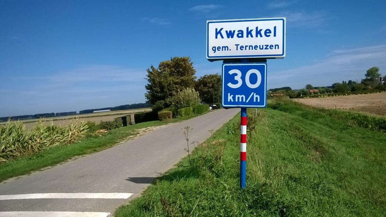 Het Zeeuws Verblijf Terneuzen Exterior foto